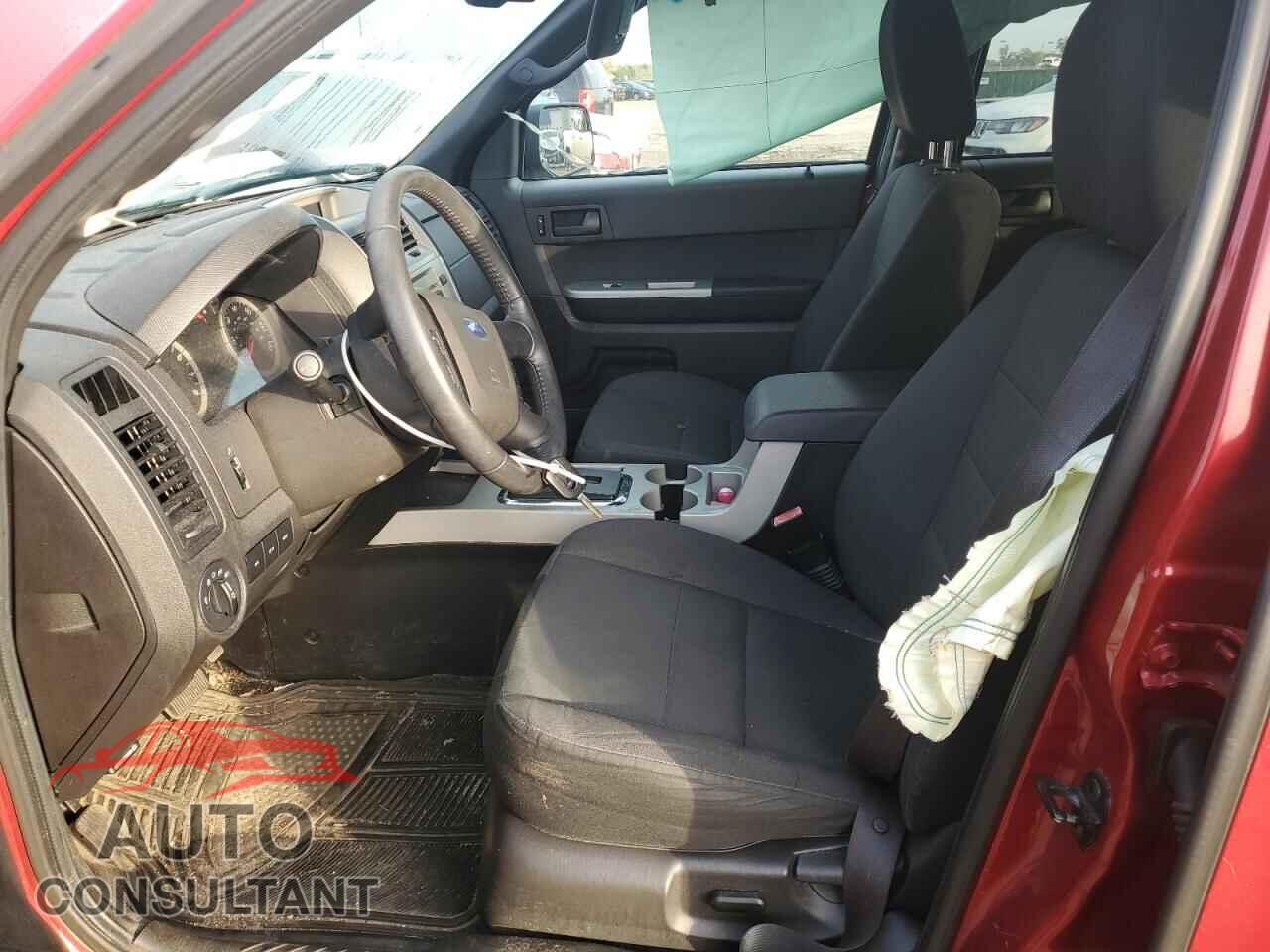 FORD ESCAPE 2010 - 1FMCU0DG2AKD39188