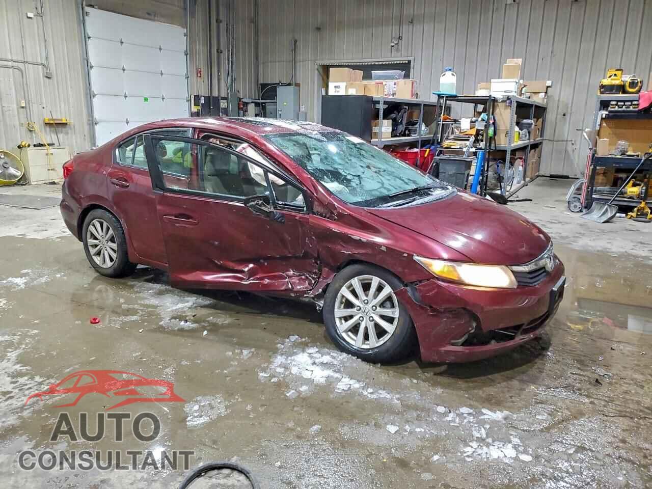 HONDA CIVIC 2012 - 2HGFB2F86CH592552