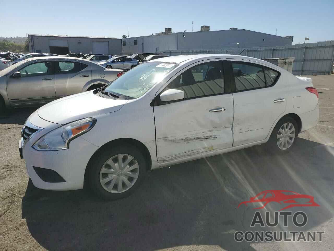 NISSAN VERSA 2018 - 3N1CN7AP2JL828013