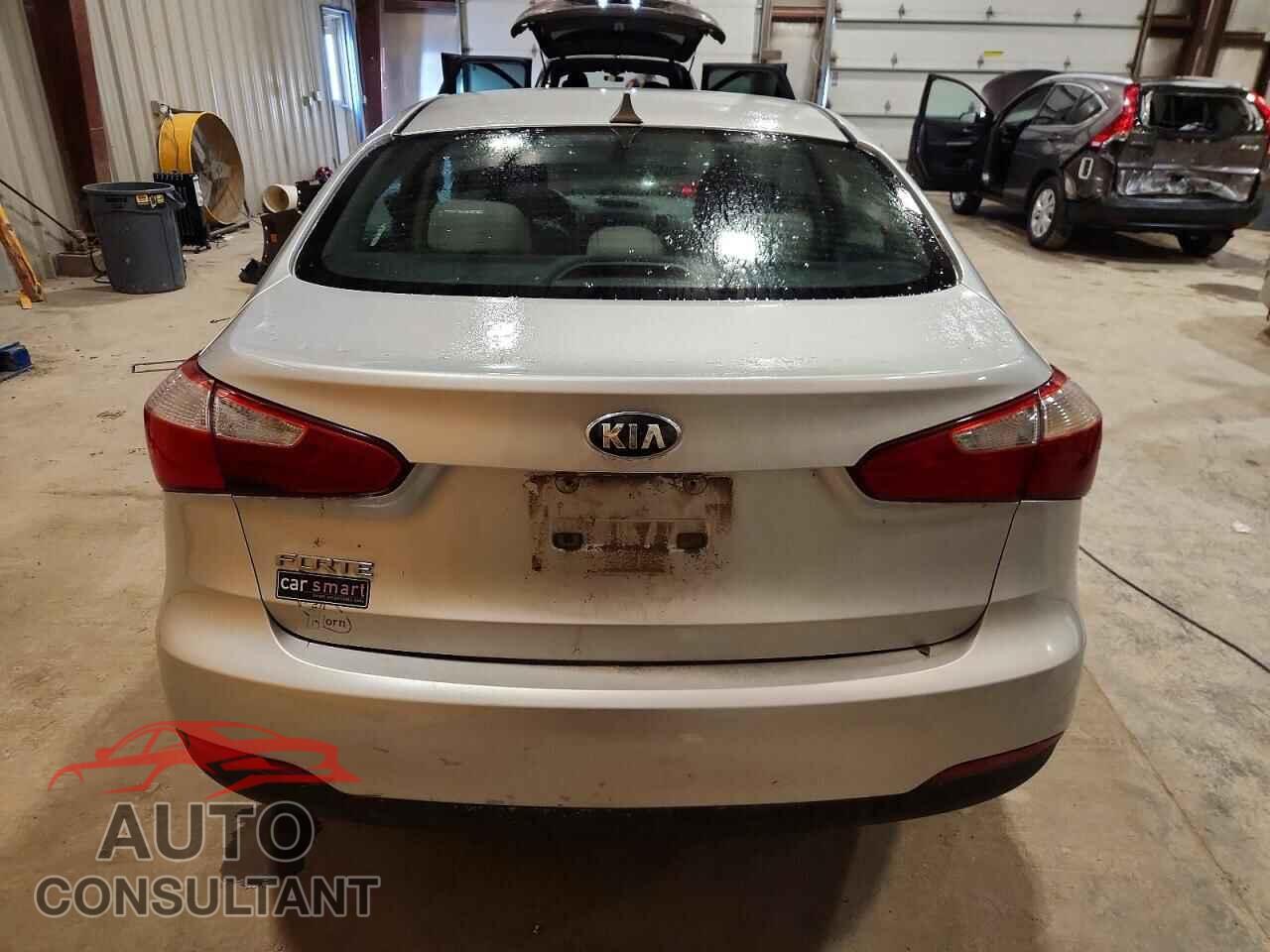 KIA FORTE 2014 - KNAFX4A65E5181040