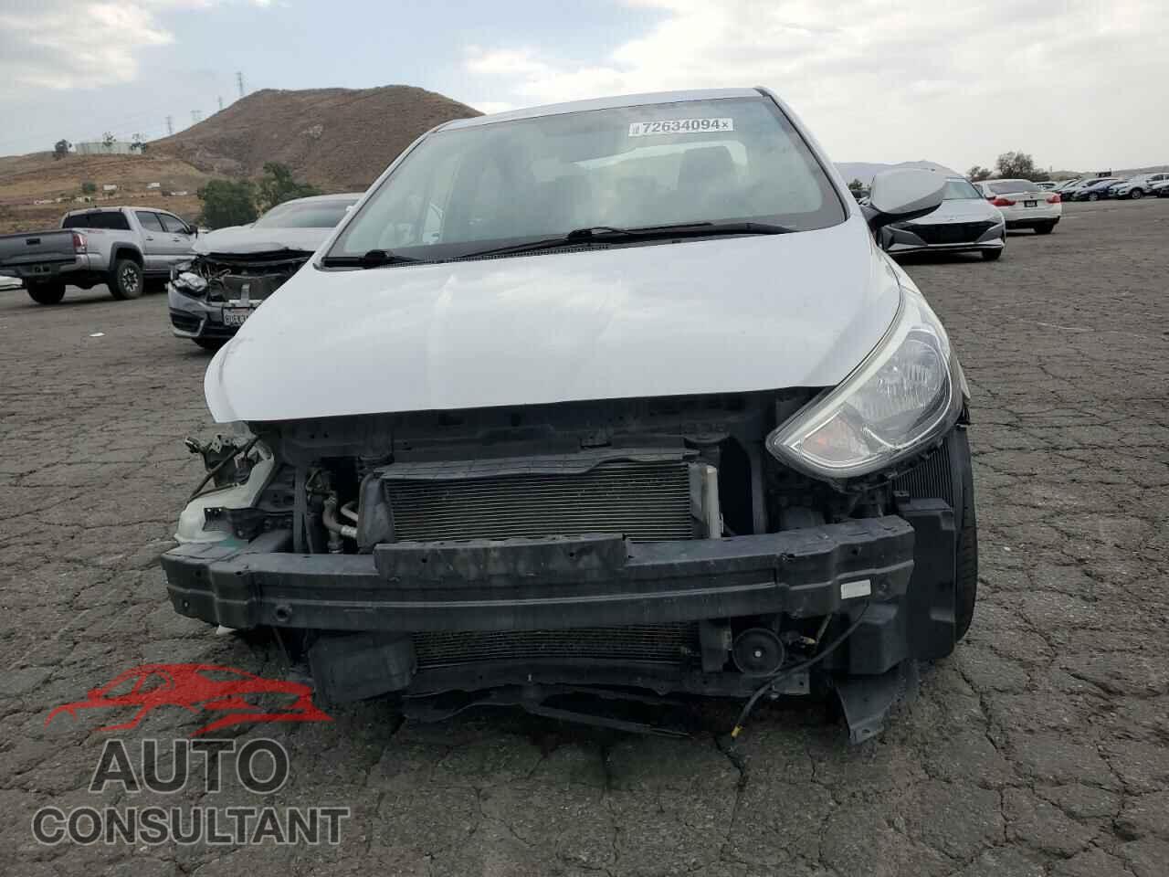 HYUNDAI ACCENT 2017 - KMHCT4AE6HU394884