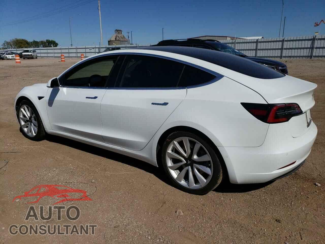 TESLA MODEL 3 2018 - 5YJ3E1EB6JF067770