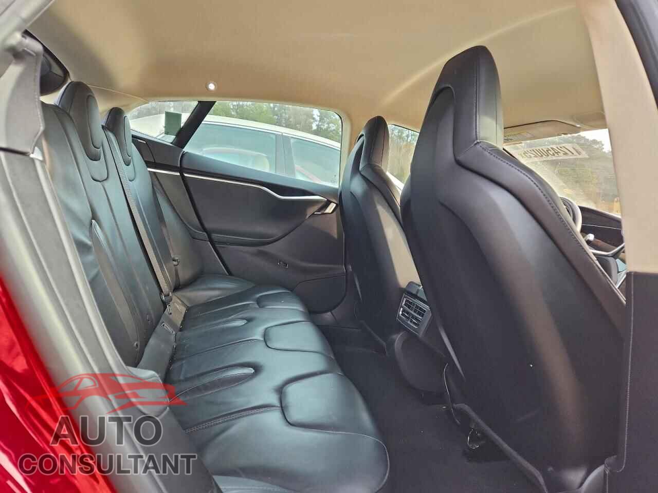TESLA MODEL S 2013 - 5YJSA1CN4DFP08388