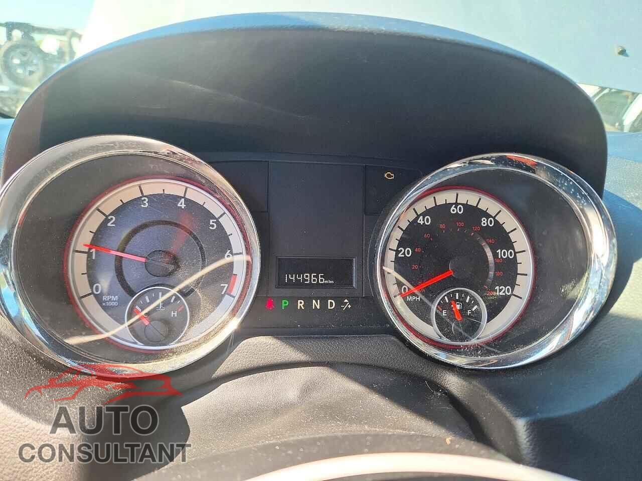DODGE CARAVAN 2015 - 2C4RDGCG3FR613435