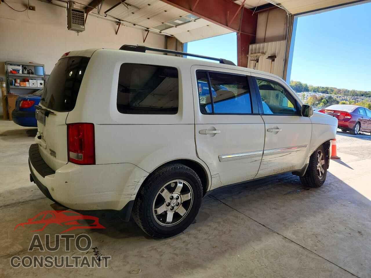 HONDA PILOT 2009 - 5FNYF48959B010209