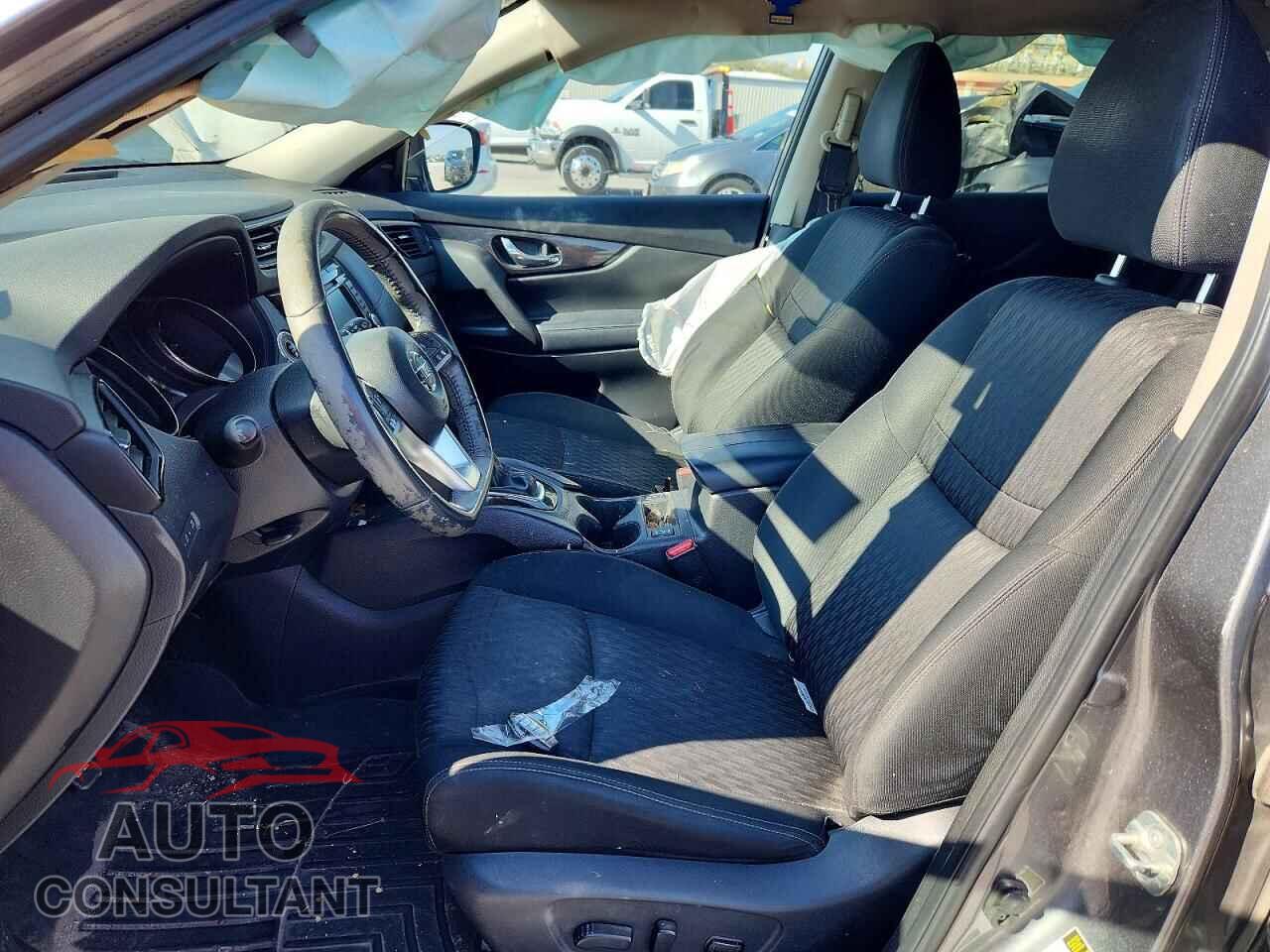 NISSAN ROGUE 2018 - KNMAT2MT2JP524481