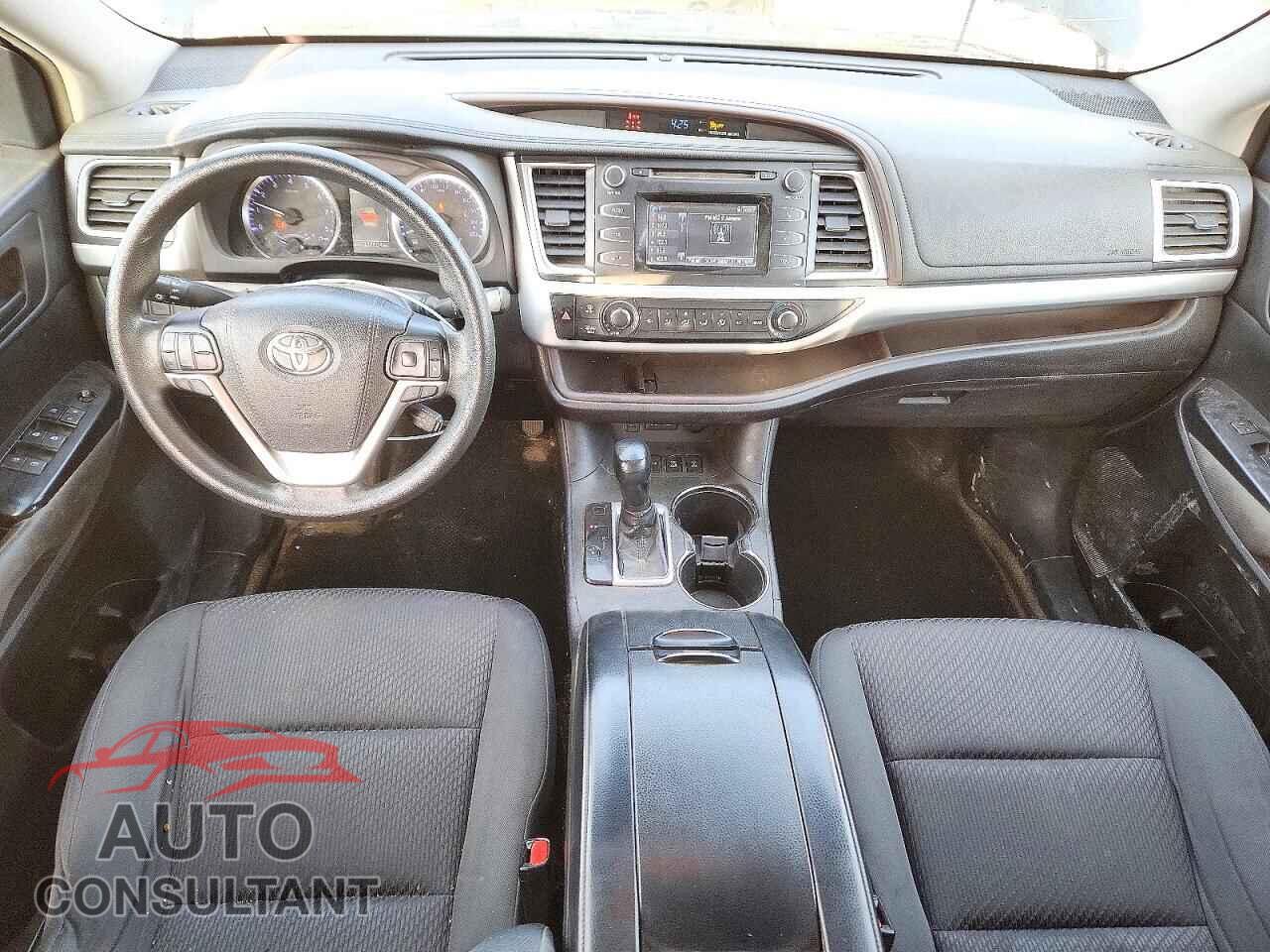 TOYOTA HIGHLANDER 2018 - 5TDBZRFH2JS854504