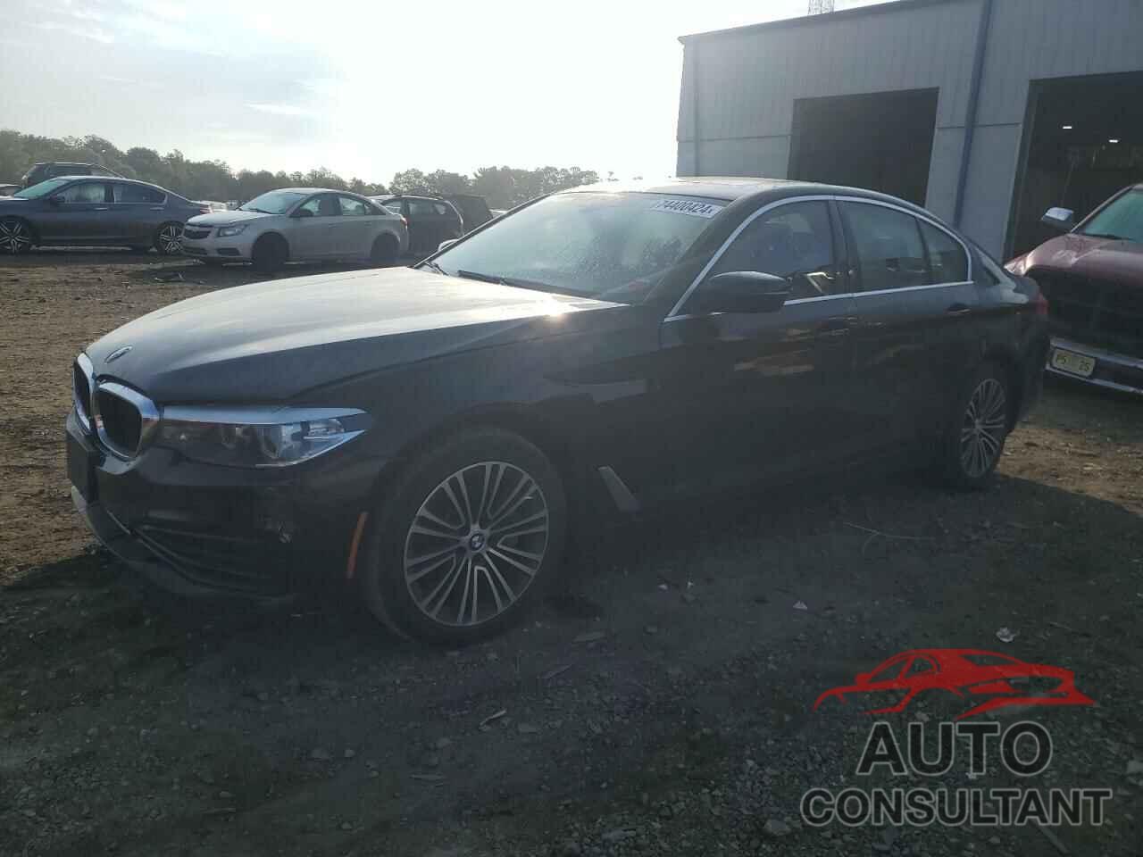 BMW 5 SERIES 2019 - WBAJA7C55KWW18669