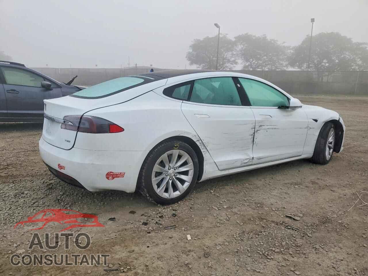 TESLA MODEL S 2018 - 5YJSA1E26JF271363