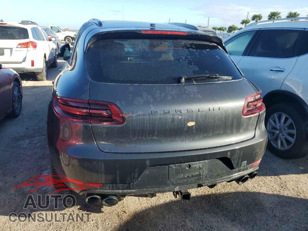 PORSCHE MACAN 2018 - WP1AG2A53JLB60393