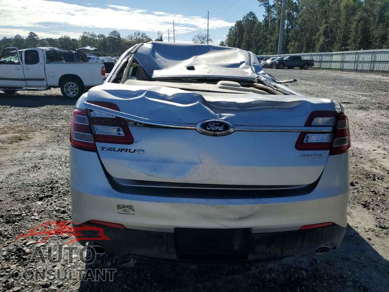 FORD TAURUS 2015 - 1FAHP2D85FG183640
