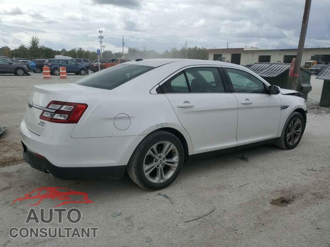 FORD TAURUS 2013 - 1FAHP2E85DG215014