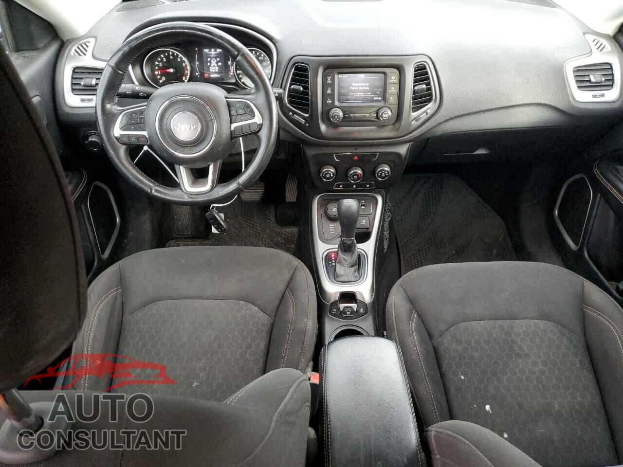 JEEP COMPASS 2017 - 3C4NJDAB2HT642213