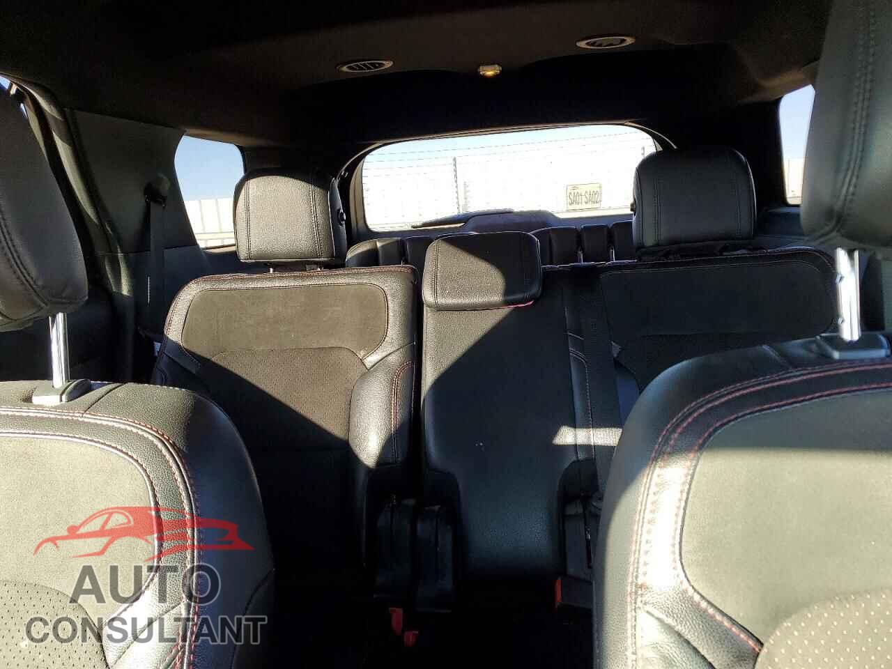 FORD EXPLORER 2018 - 1FM5K7DH6JGB17272