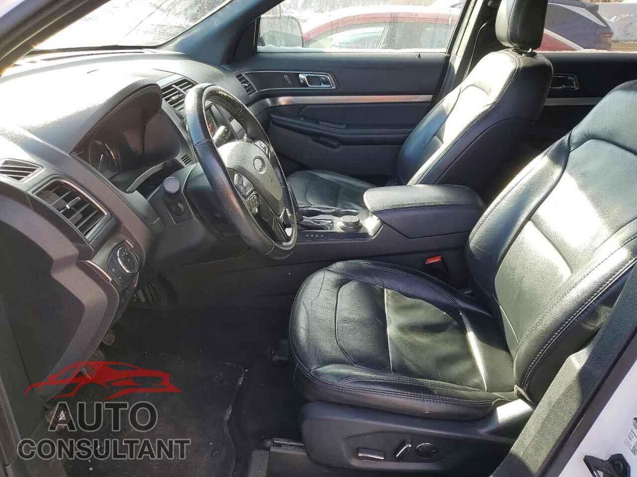 FORD EXPLORER 2018 - 1FM5K8DH7JGB50240