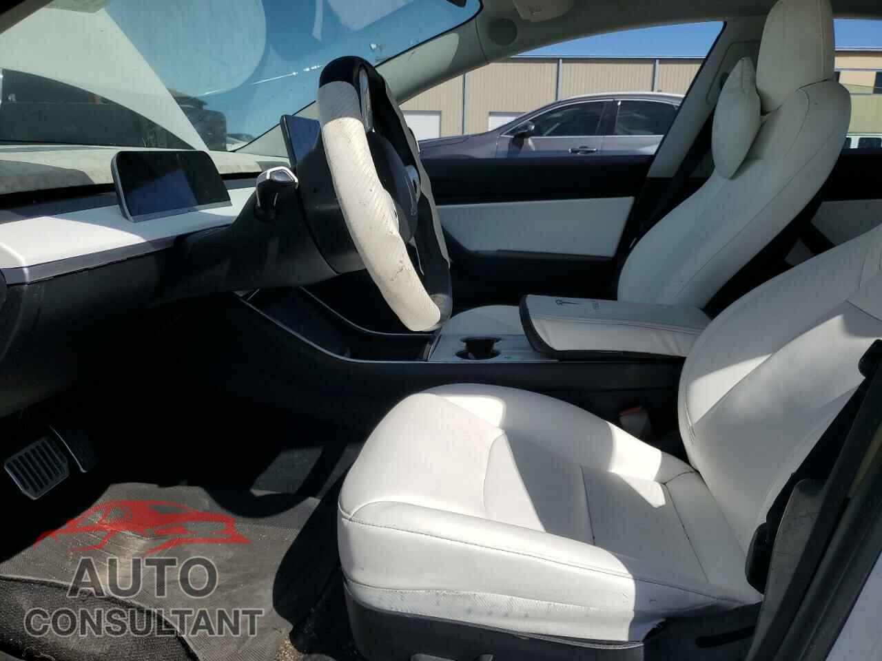 TESLA MODEL 3 2019 - 5YJ3E1EA2KF314937