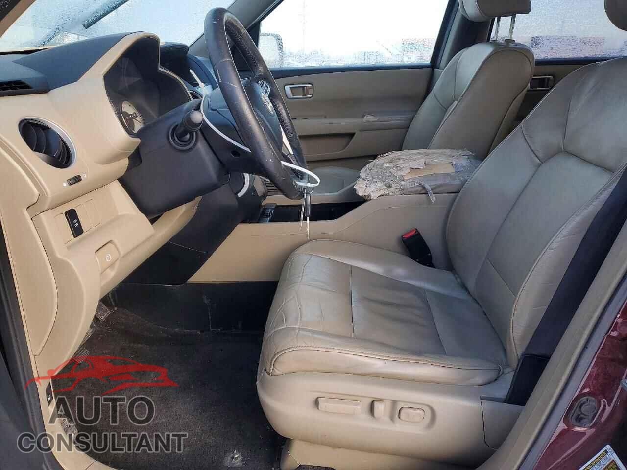 HONDA PILOT 2011 - 5FNYF3H61BB034657
