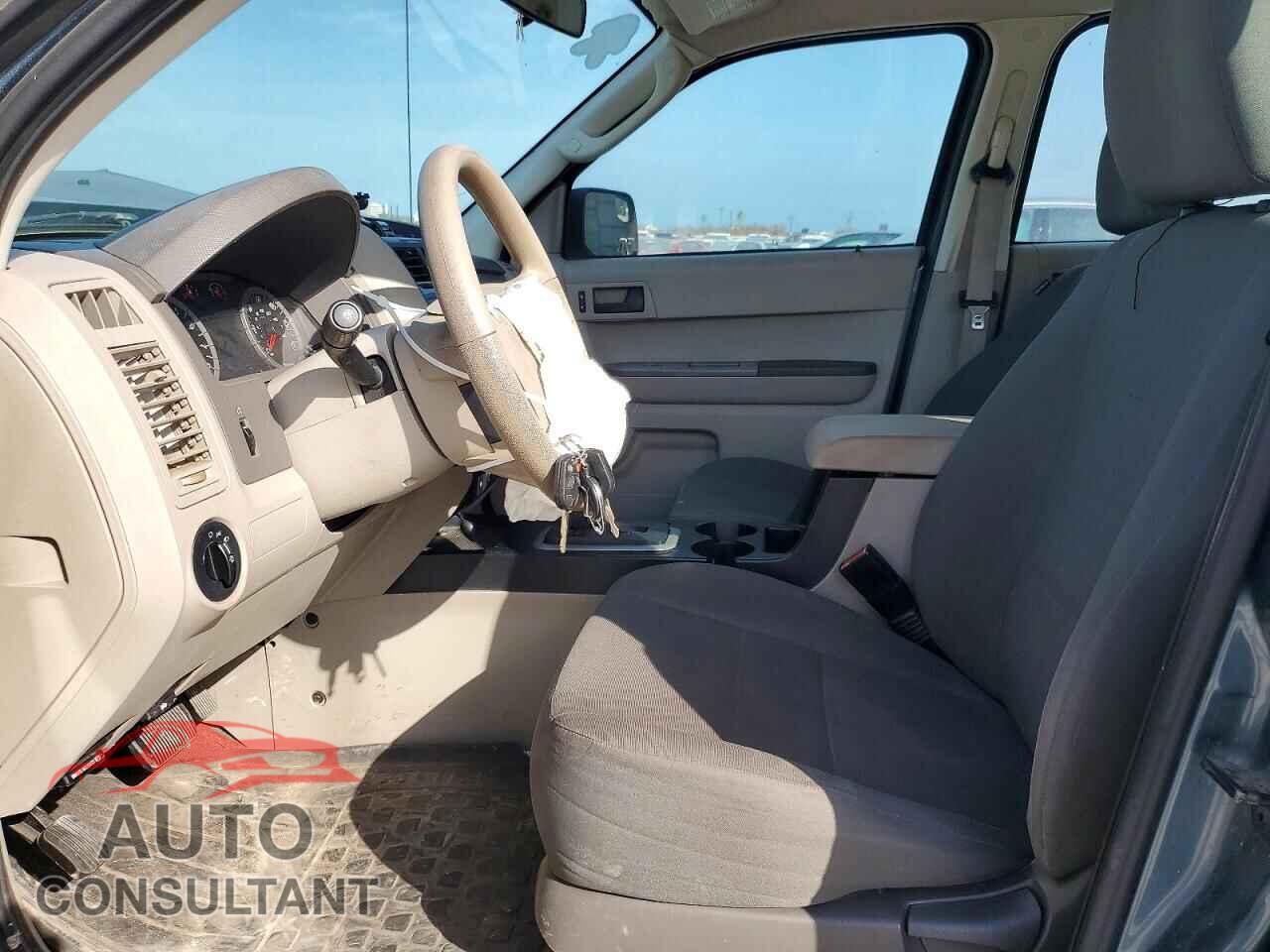 FORD ESCAPE 2010 - 1FMCU0C79AKD10921