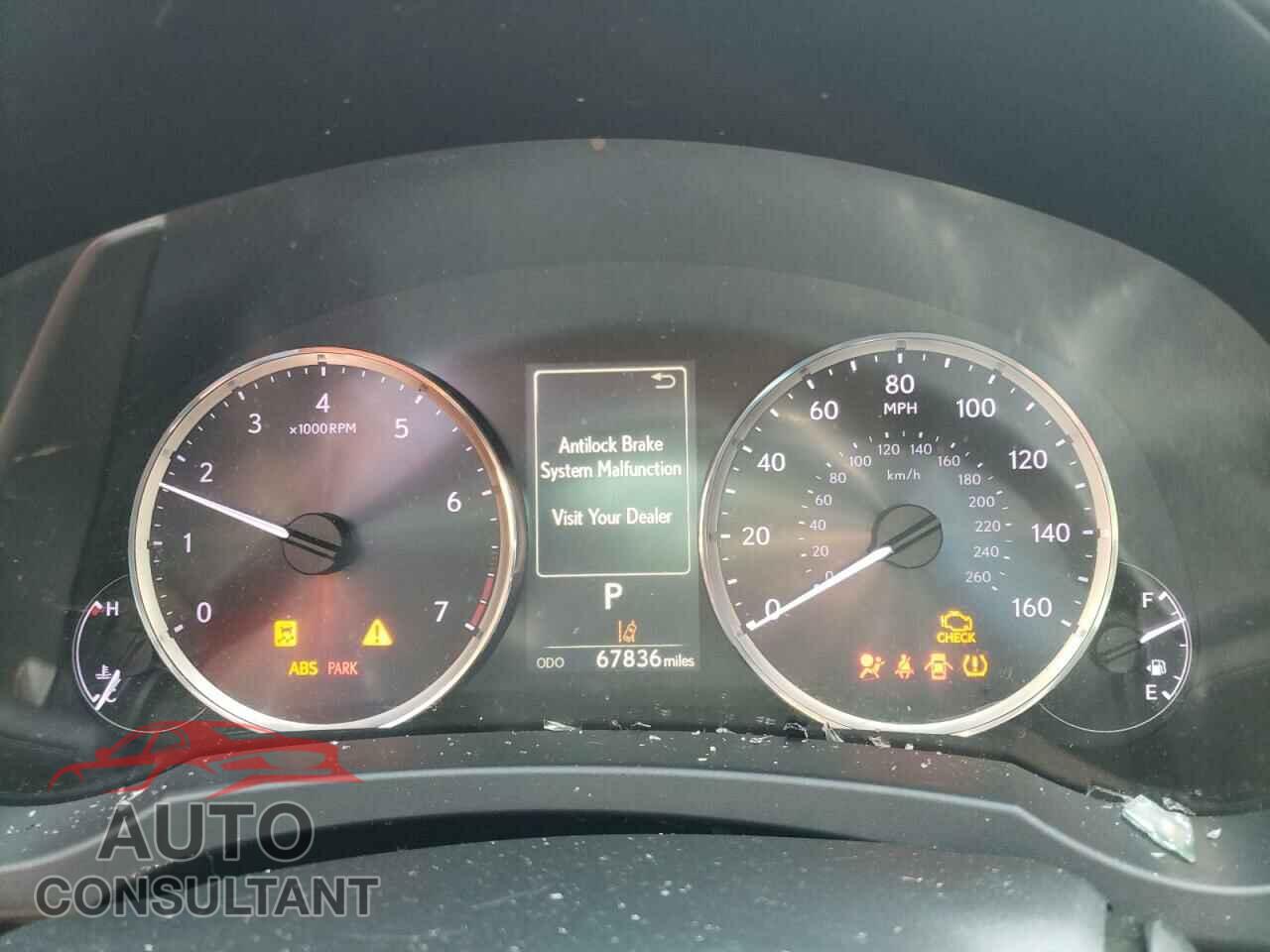 LEXUS IS 2017 - JTHCM1D23H5018315