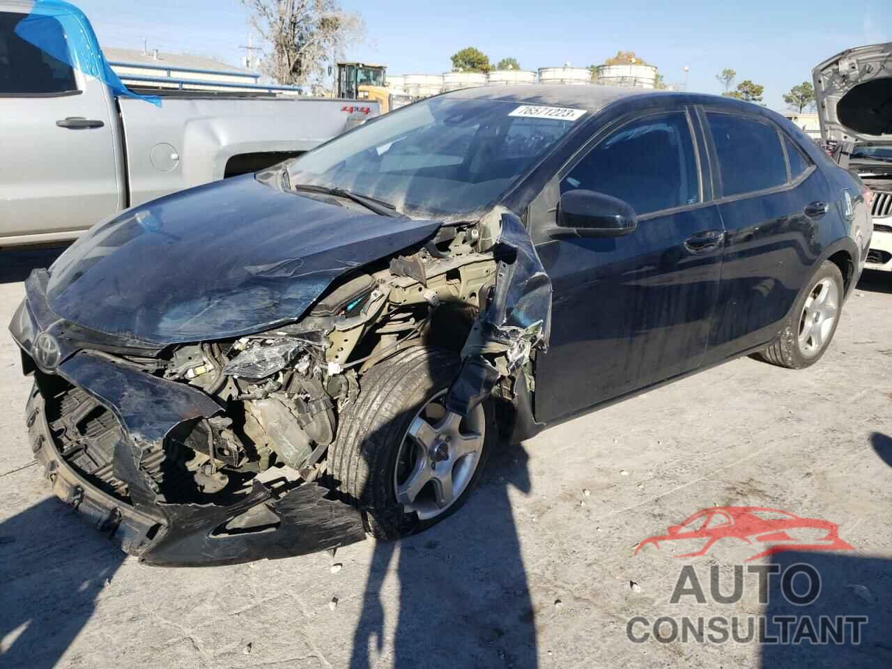 TOYOTA COROLLA 2018 - 5YFBURHE5JP851803