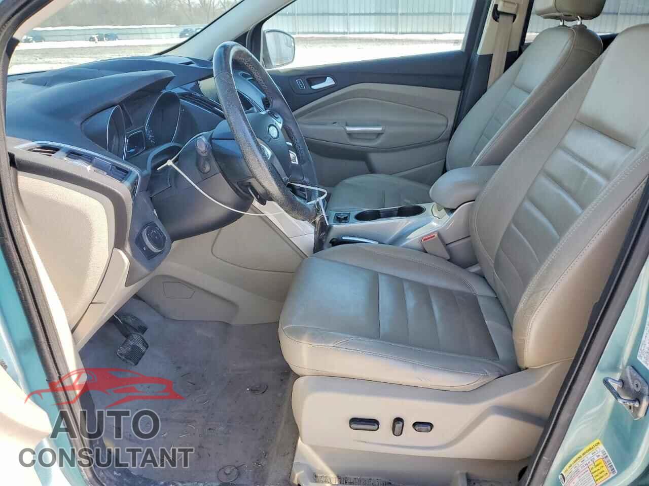 FORD ESCAPE 2013 - 1FMCU9HX2DUC13128