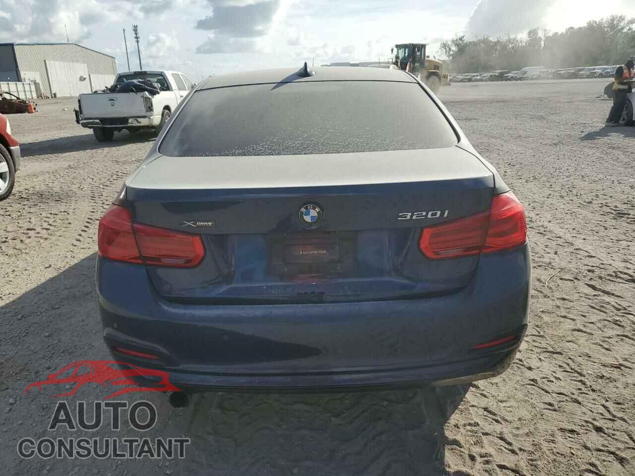 BMW 3 SERIES 2016 - WBA8E5G58GNU20179