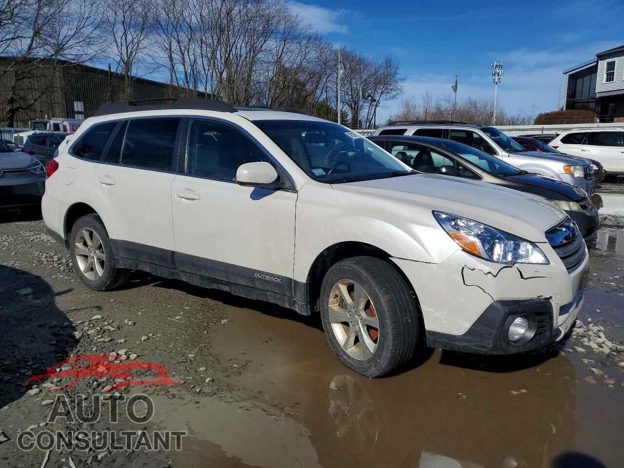 SUBARU OUTBACK 2013 - 4S4BRBKC4D3321007