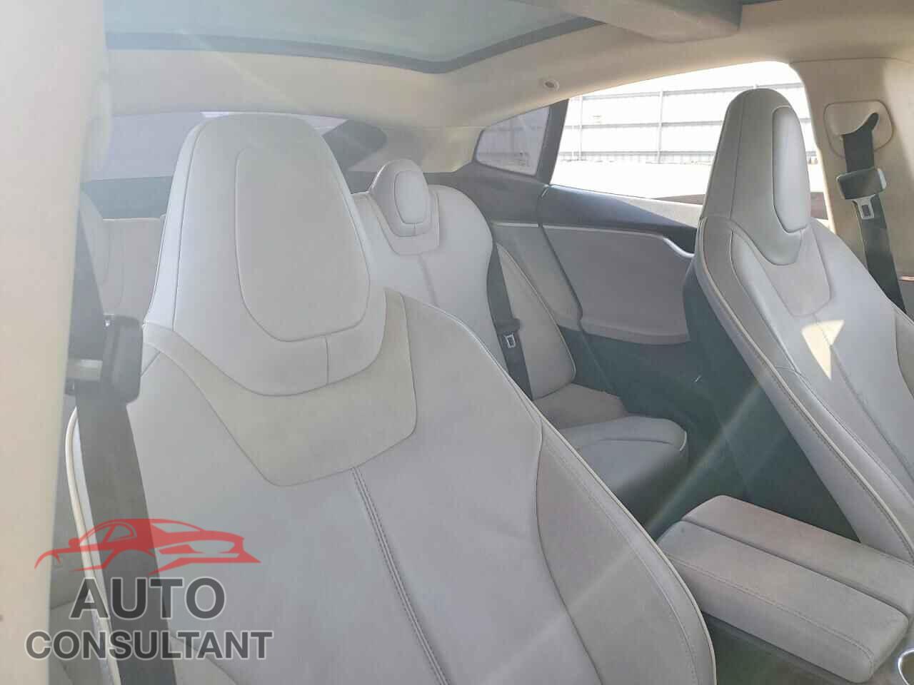 TESLA MODEL S 2013 - 5YJSA1CN4DFP21089