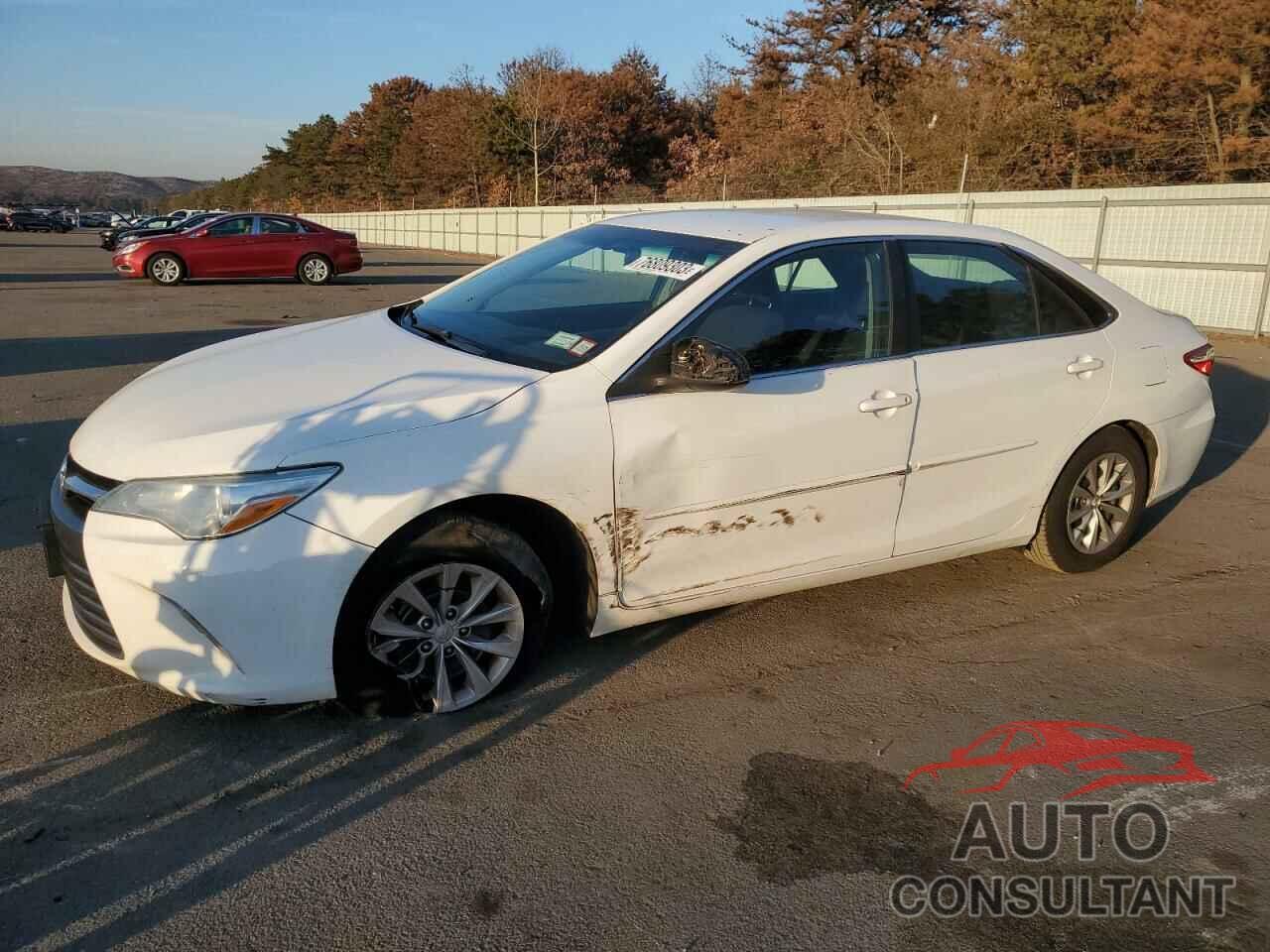 TOYOTA CAMRY 2016 - 4T4BF1FK3GR522115