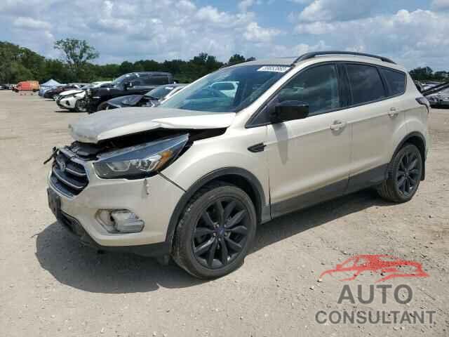 FORD ESCAPE 2017 - 1FMCU9GDXHUF00584