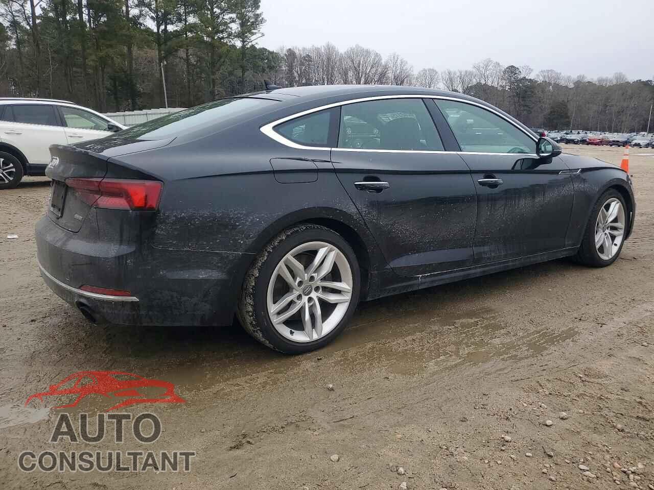 AUDI A5 2019 - WAUANCF59KA024494