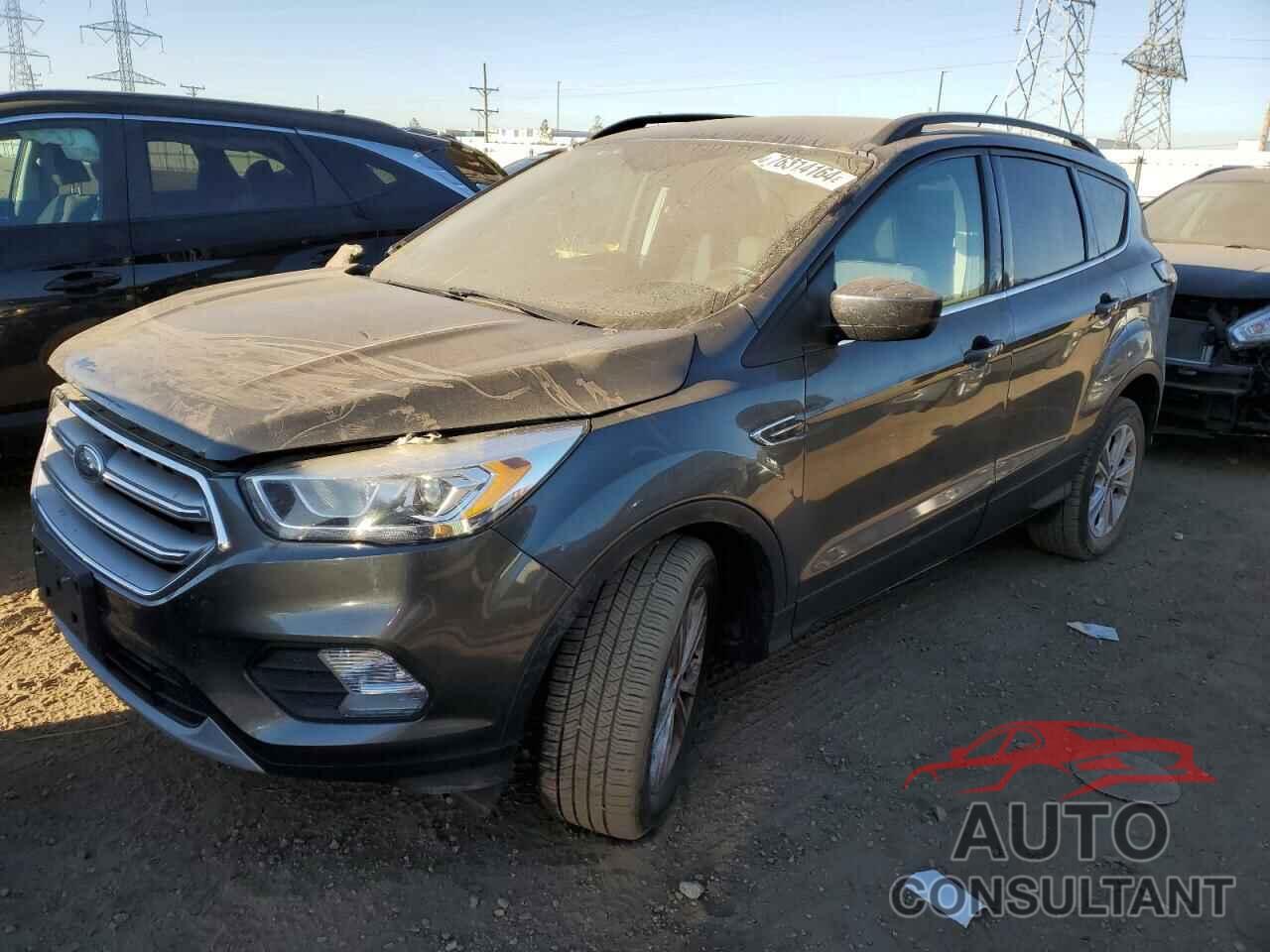 FORD ESCAPE 2017 - 1FMCU0GD7HUE13477