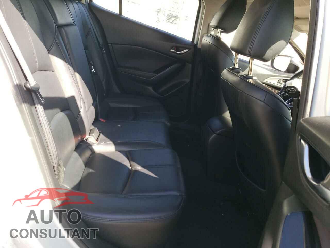 MAZDA 3 2017 - JM1BN1L77H1130047