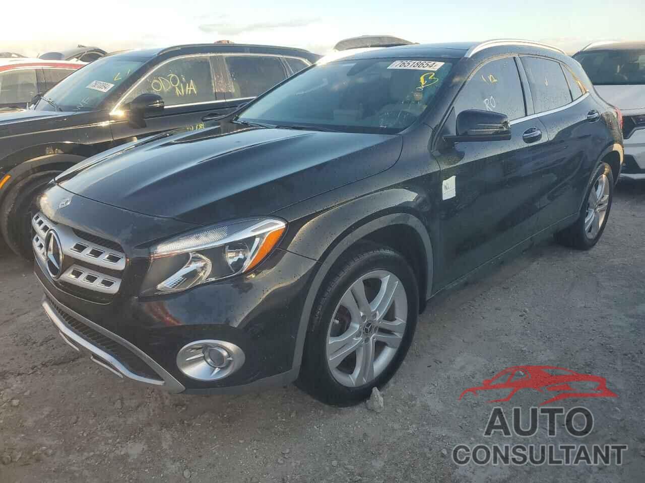 MERCEDES-BENZ GLA-CLASS 2018 - WDCTG4EB5JJ517665