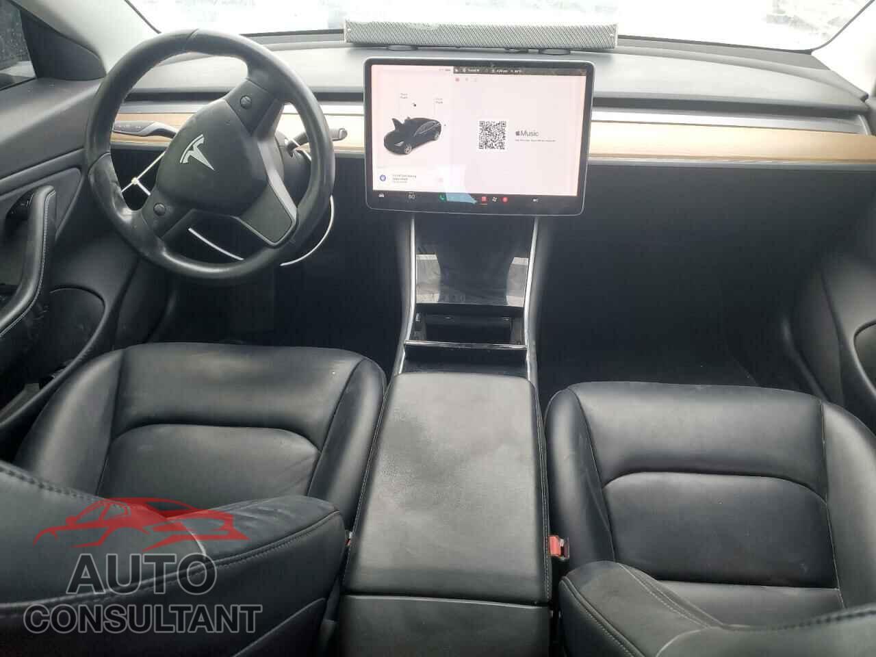 TESLA MODEL 3 2019 - 5YJ3E1EB4KF384304