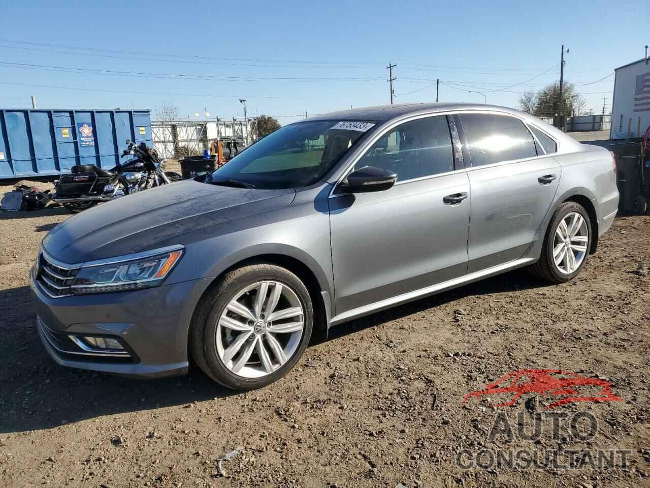 VOLKSWAGEN PASSAT 2018 - 1VWBA7A38JC020162