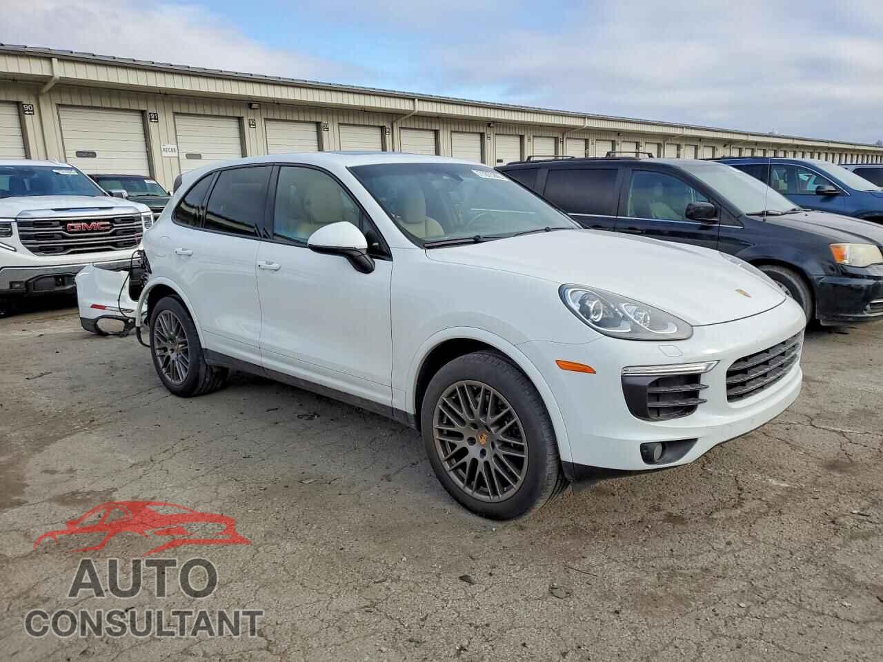 PORSCHE CAYENNE 2017 - WP1AA2A22HKA82664
