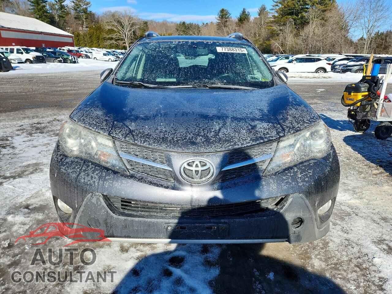 TOYOTA RAV4 2015 - JTMDFREV7FD097014