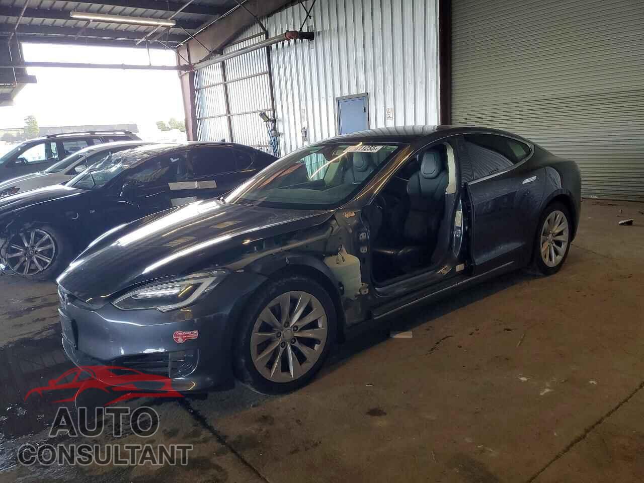 TESLA MODEL S 2017 - 5YJSA1E11HF207300