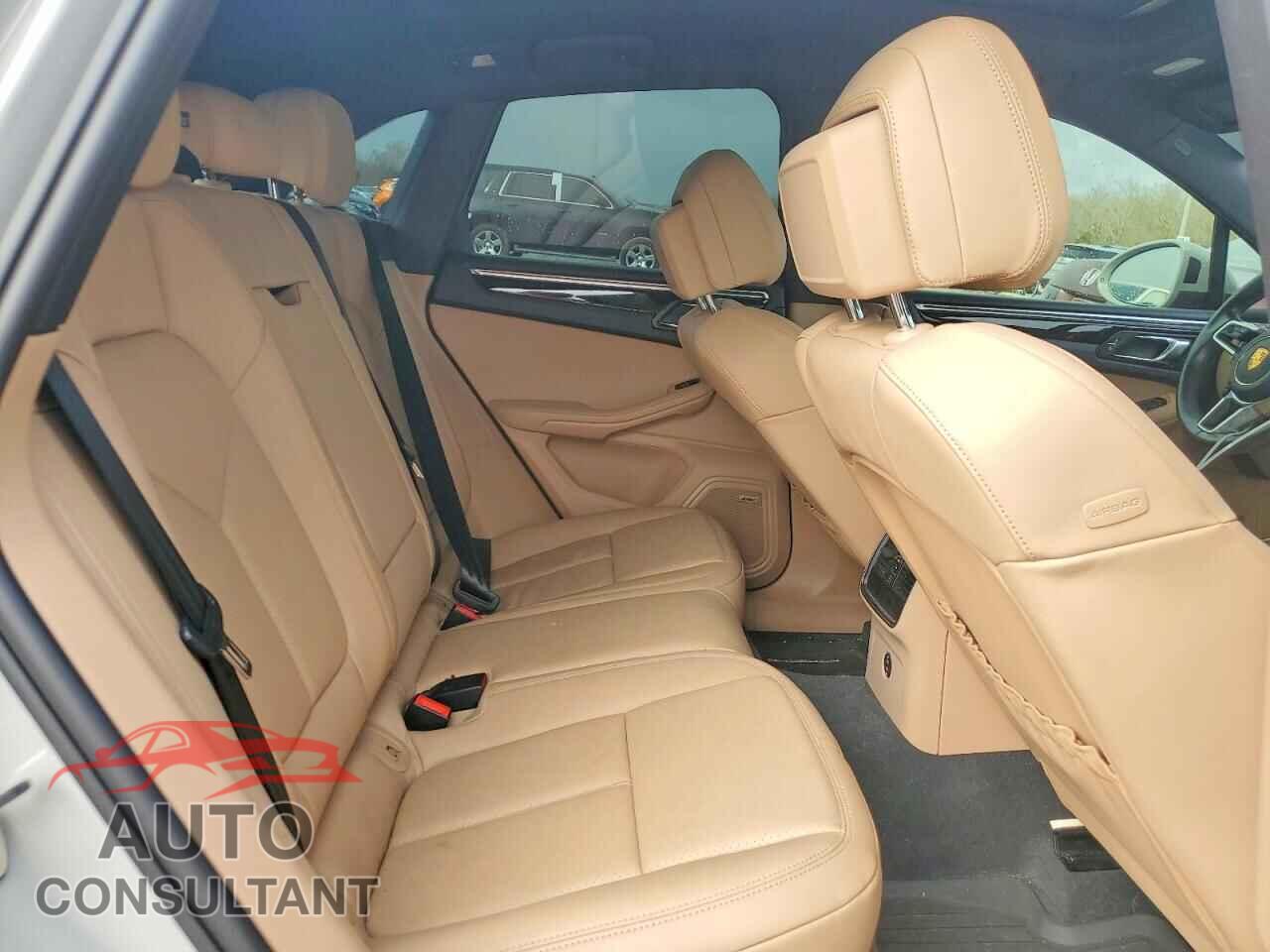 PORSCHE MACAN 2021 - WP1AB2A56MLB36902