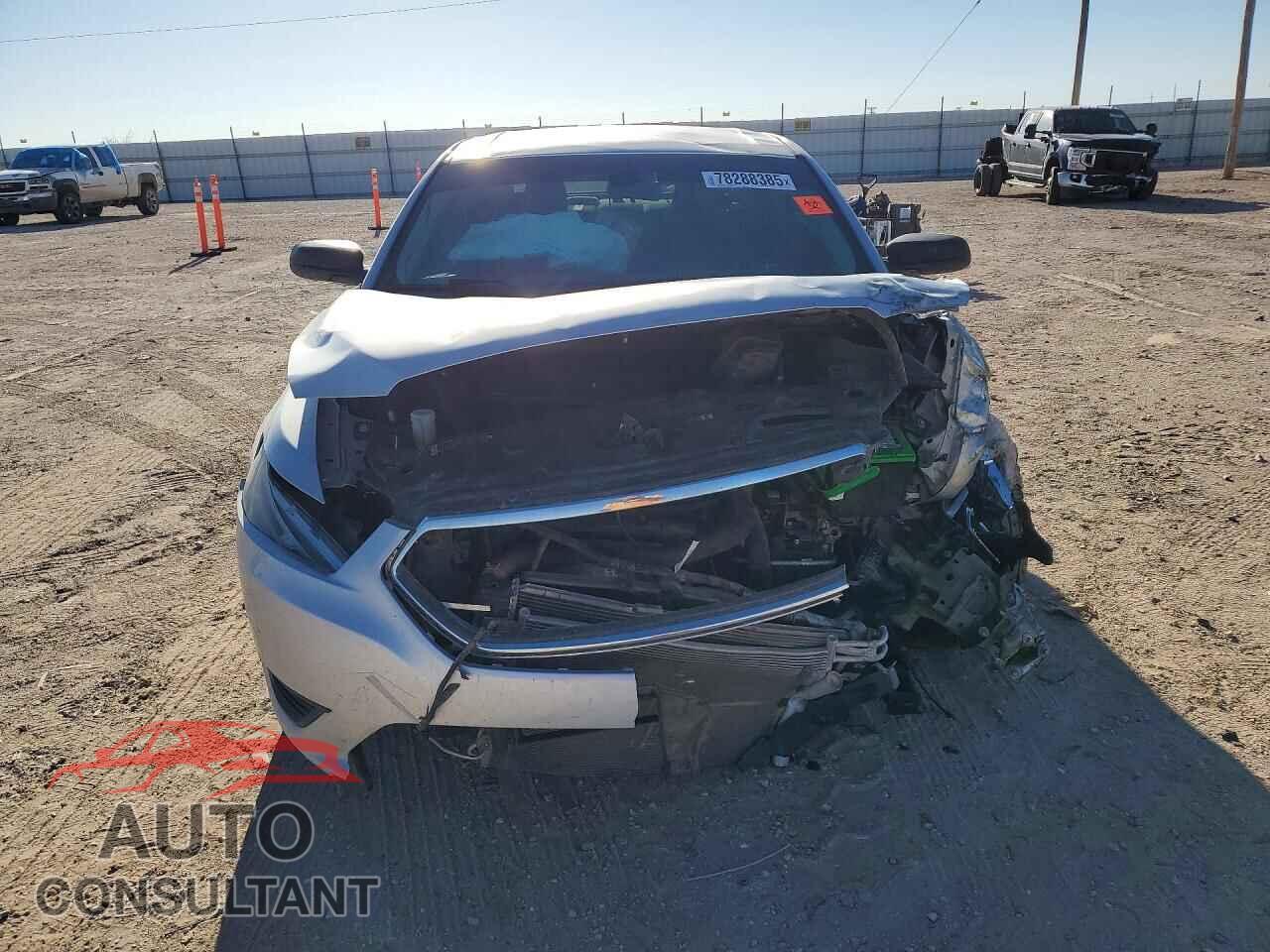 FORD TAURUS 2017 - 1FAHP2D82HG117212