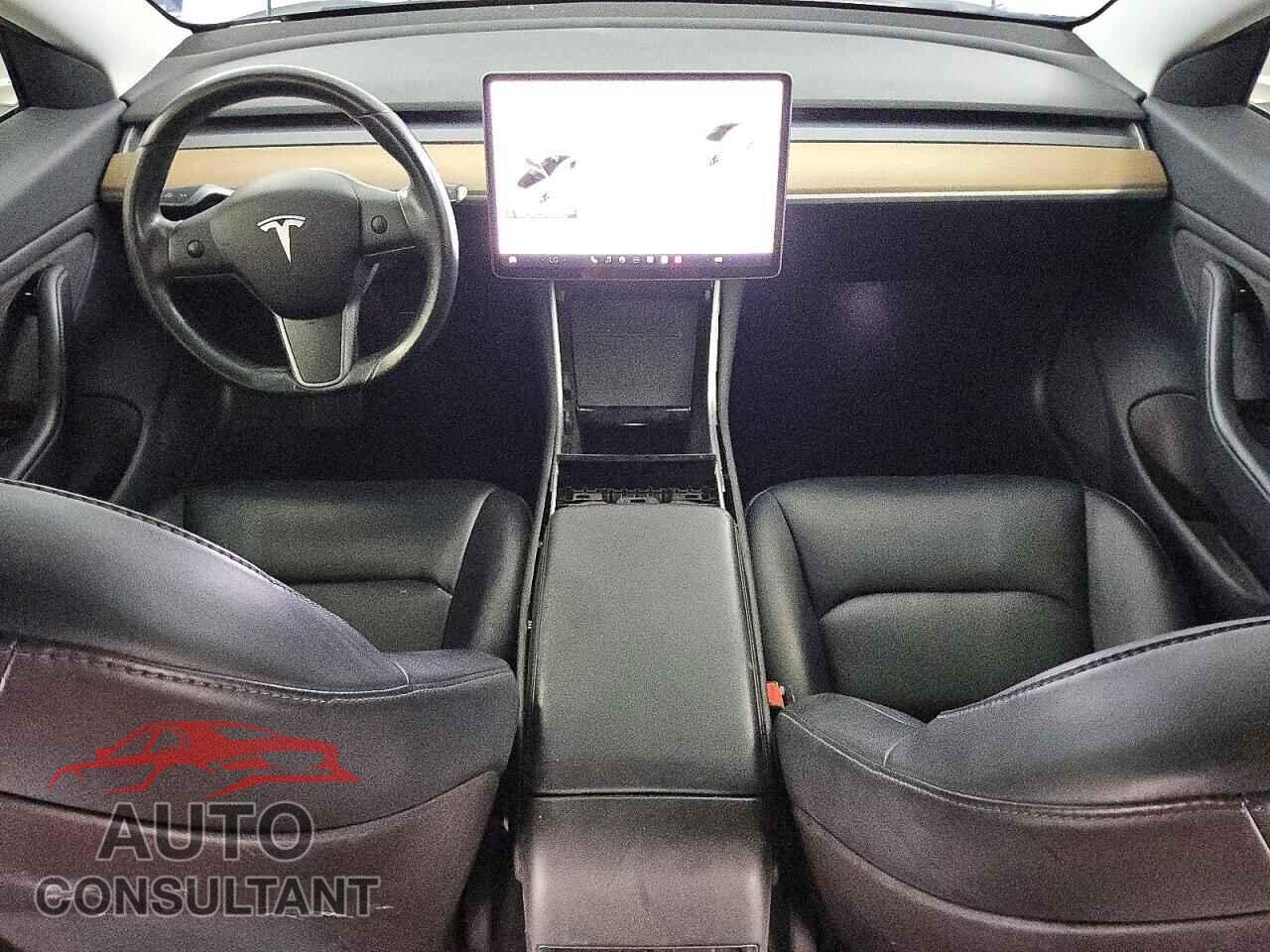TESLA MODEL 3 2019 - 5YJ3E1EA3KF328328