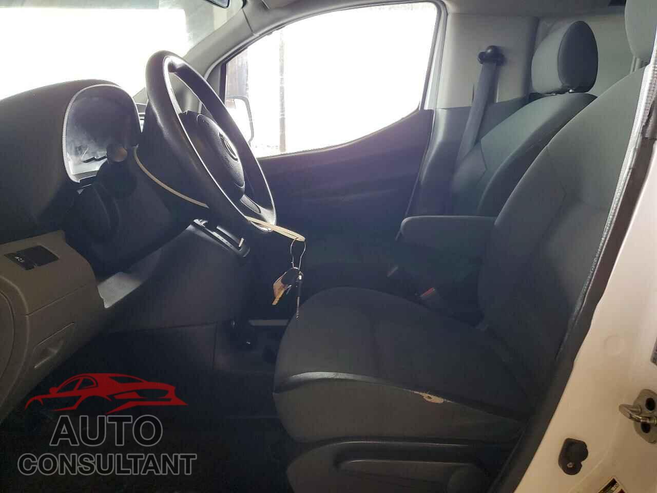 NISSAN NV 2015 - 3N6CM0KN0FK706314