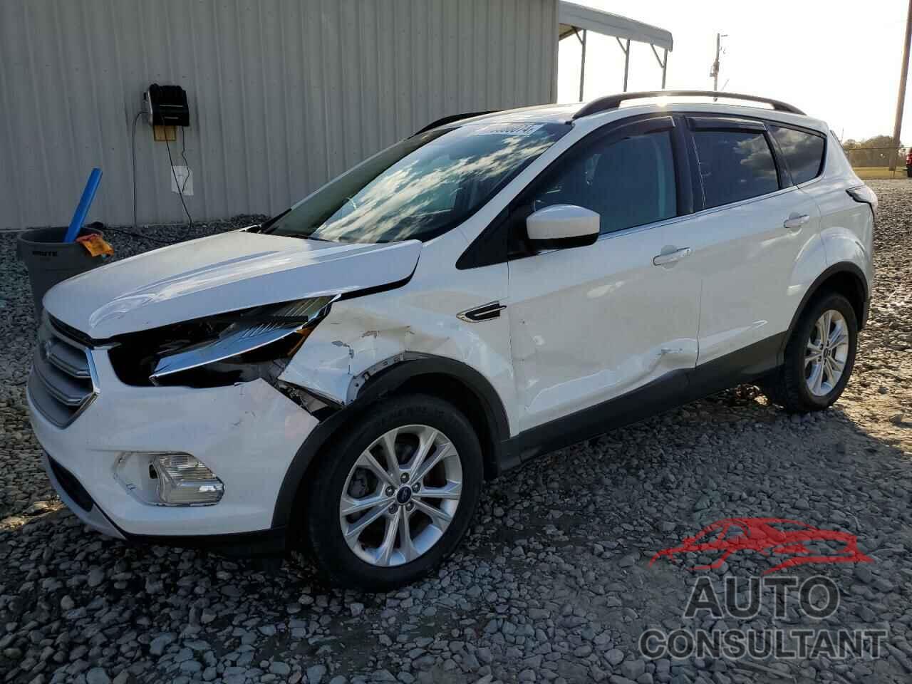FORD ESCAPE 2017 - 1FMCU0GD7HUE22504