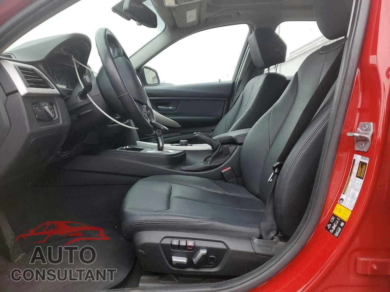 BMW 3 SERIES 2016 - WBA8E5G5XGNU19650