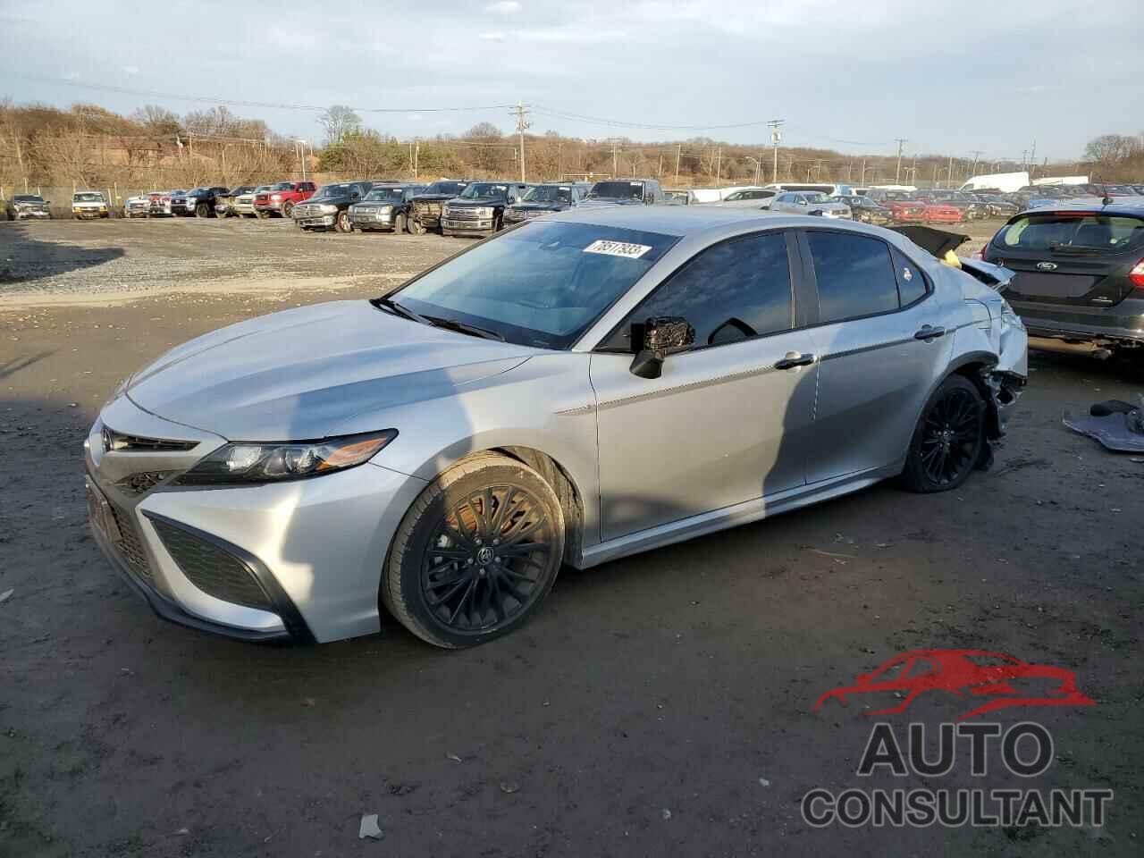 TOYOTA CAMRY 2021 - 4T1G11AK0MU440117