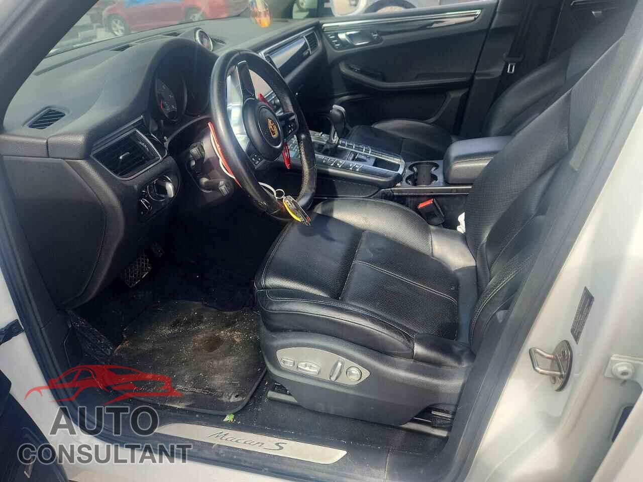 PORSCHE MACAN 2015 - WP1AB2A56FLB74133