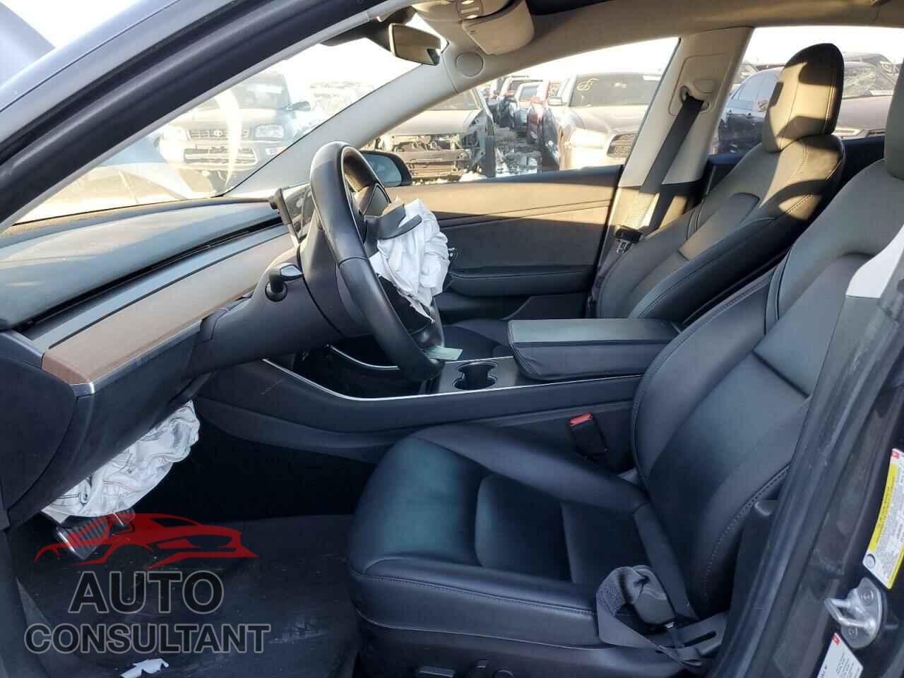 TESLA MODEL 3 2018 - 5YJ3E1EA6JF030497
