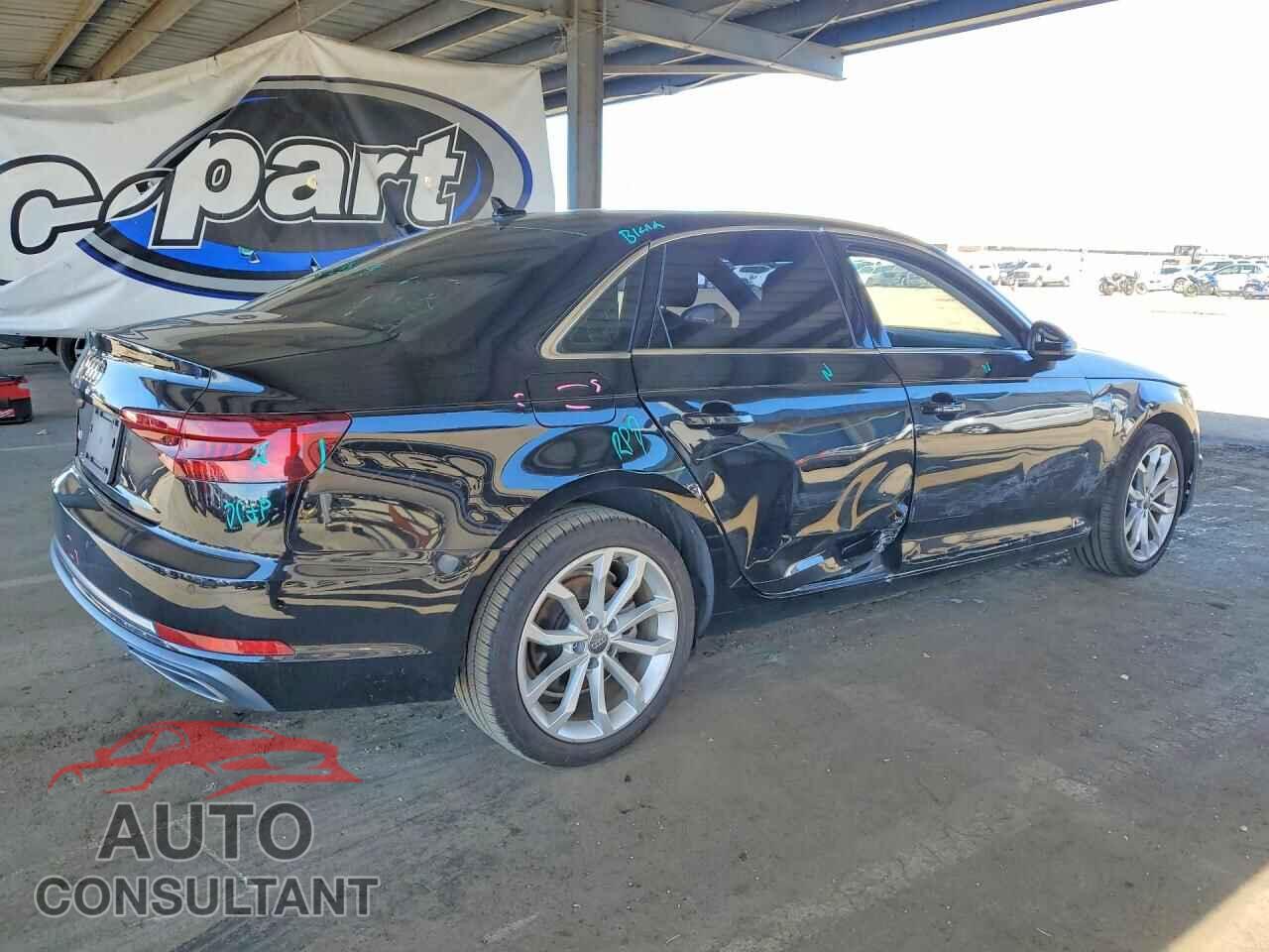 AUDI A4 2019 - WAUHMAF47KN005352