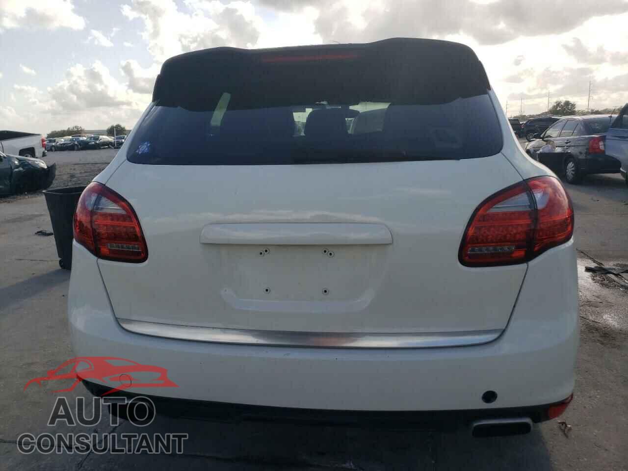 PORSCHE CAYENNE 2011 - WP1AA2A2XBLA04649